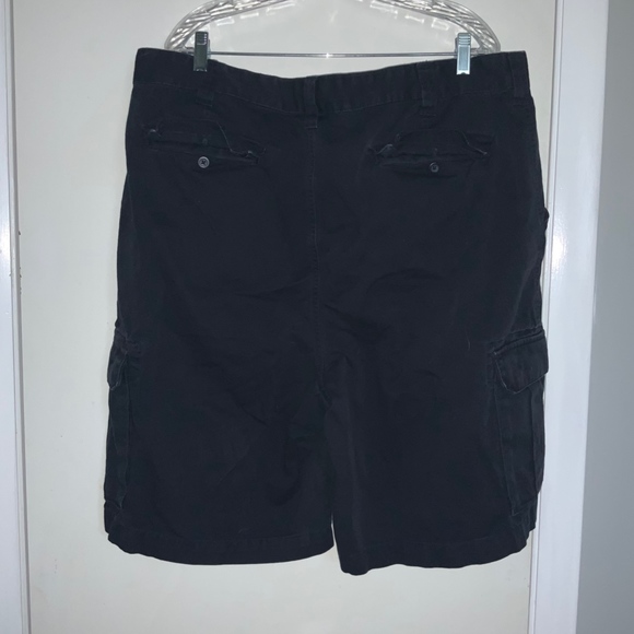 Mens Shorts - Picture 2 of 3